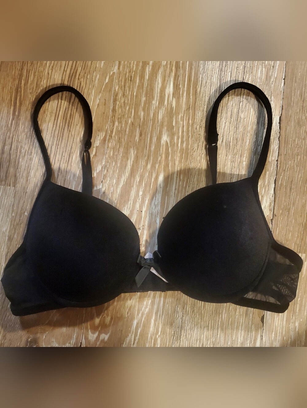 Vintage Parisa By Amir Black Velvet & Mesh Bra (34B)